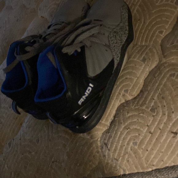 And1 worn 3 times - Picture 1 of 1